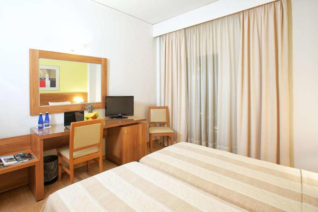 Leto Boutique Hotel Агринион Экстерьер фото