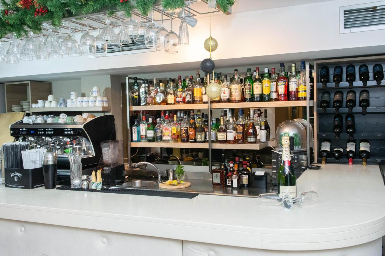 Leto Boutique Hotel Агринион Экстерьер фото